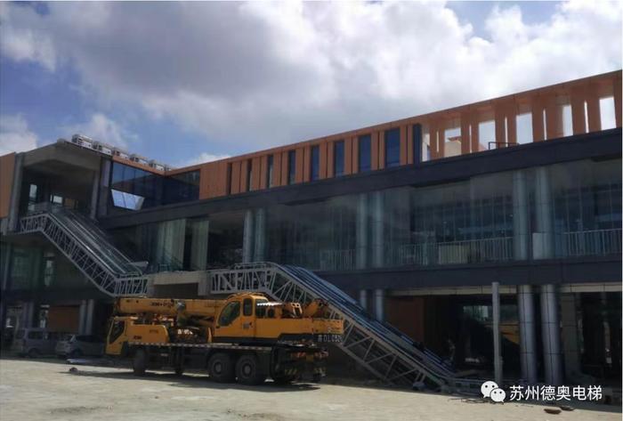蘇州德奧電梯入駐南京航空航天大學天目湖校區,為老師和莘莘學子們提供安全、舒適的乘梯體驗!